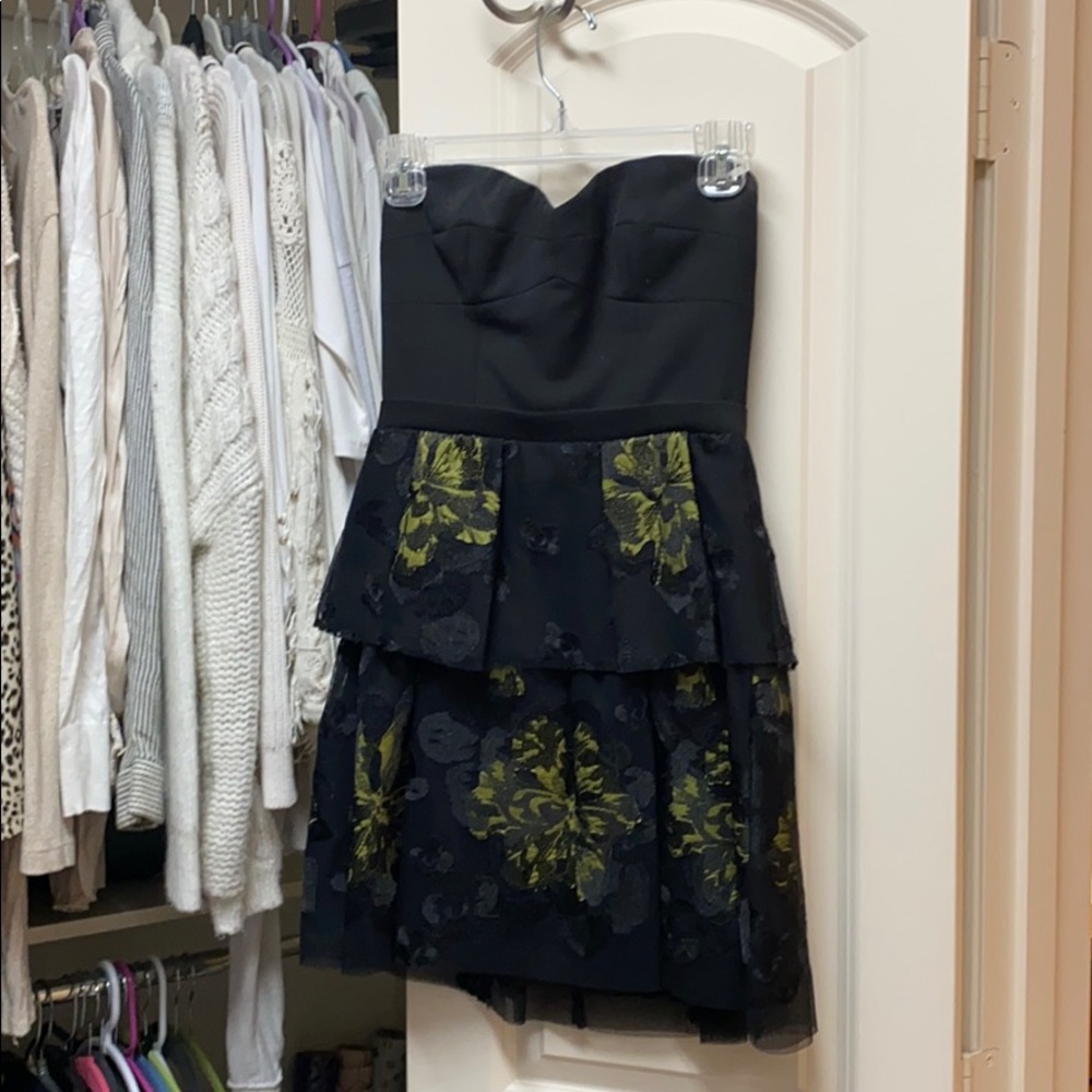 BCBGMAXAZRIA Black Strapless Mini Dress
